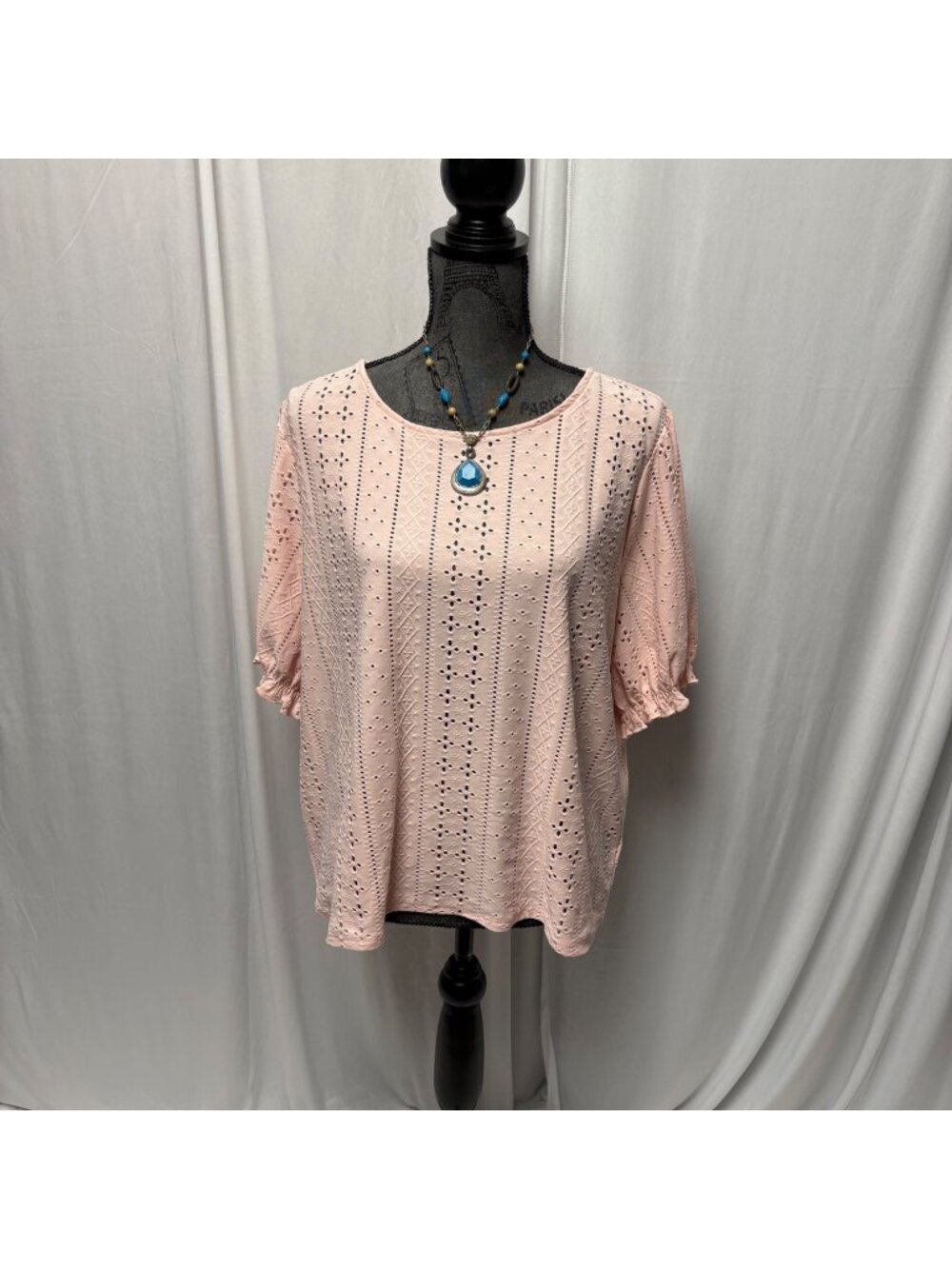 Landa Curve Dora Landa Pink Eyelet Blouse Womens Sz 1X Short Sleeve Stretch Top